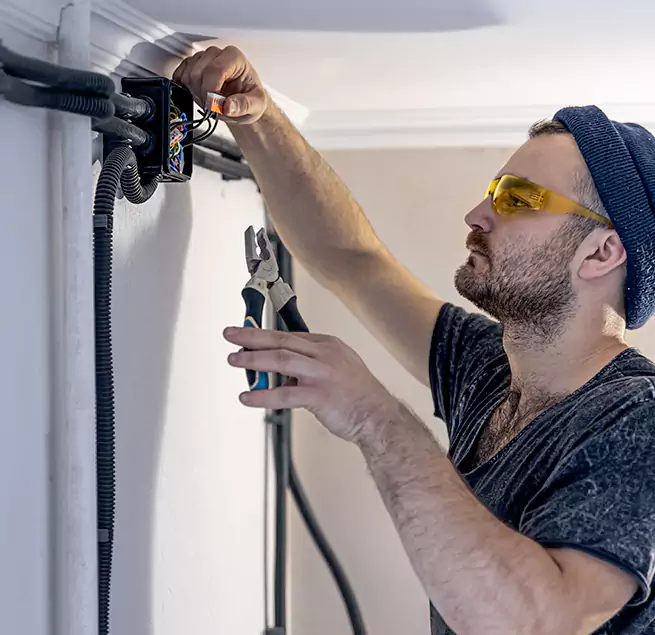 Why South Miami, FL Homeowners Choose South Miami Air Duct Cleaning Pro for HVAC UV Light Installation?